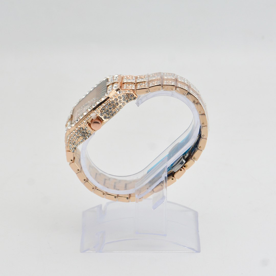 Cartier Santos Horizon Series | Pavé-Set Geometric Grandeur with Timeless Roman Dial